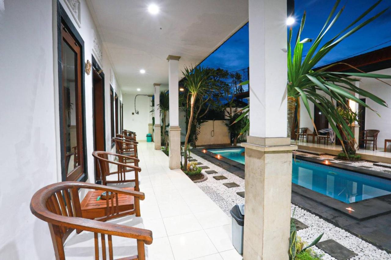 Adi Guest House Canggu Extérieur photo