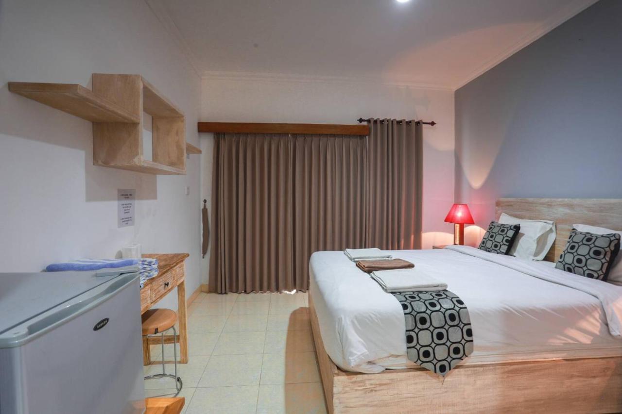 Adi Guest House Canggu Extérieur photo